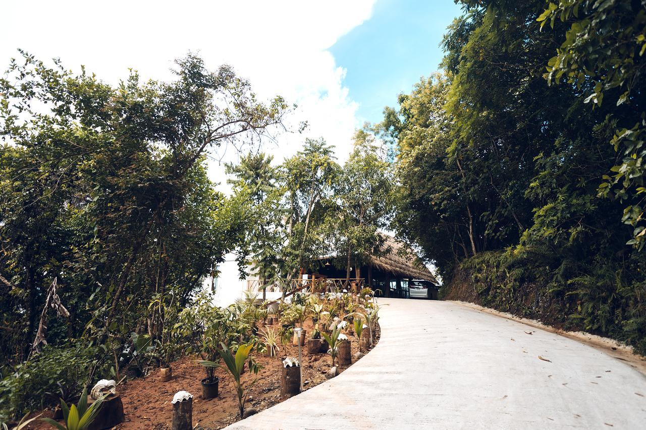 Beluu Sea View Resort Koror Esterno foto